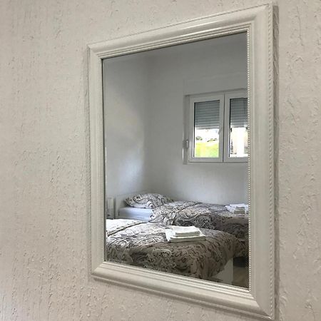 Appartement Soba Milojkovic à Golubac Extérieur photo