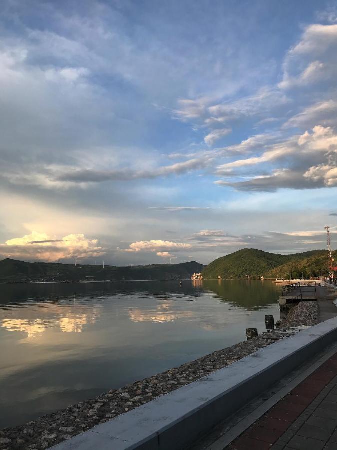 Appartement Soba Milojkovic à Golubac Extérieur photo